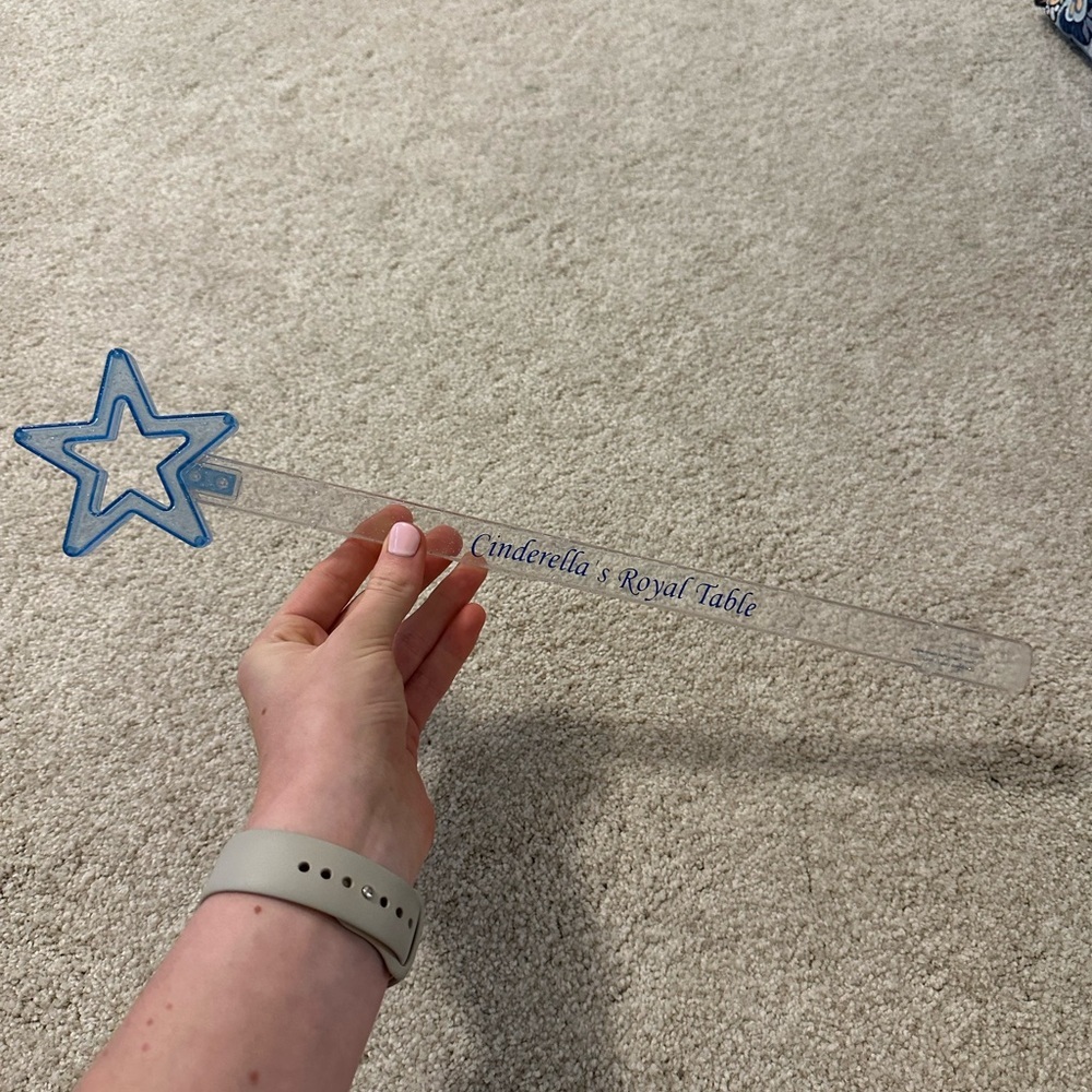 Cinderellas Royal Table Wand